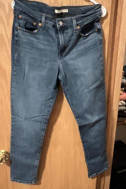 Levi's Women's Boyfriend Jeans Blue Medium Wash Cotton Denim 5-Pocket