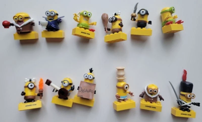 Mega Bloks Minions Despicable Me Mystery Mini Figures Series 3 + Valentine - Image 2 of 3