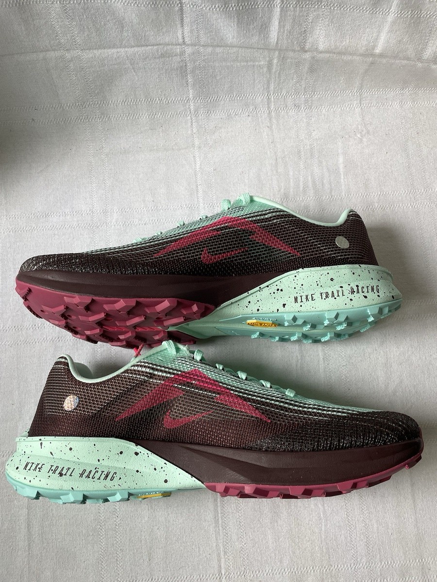 Size 12.5 - Nike Kiger 10 Mint Foam/Burgundy Crush/Sweet  display picture 1