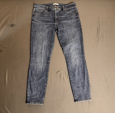 Women s LOFT Wash High Rise curvy Skinny Jeans Size 30x10 pre owned slim pockets