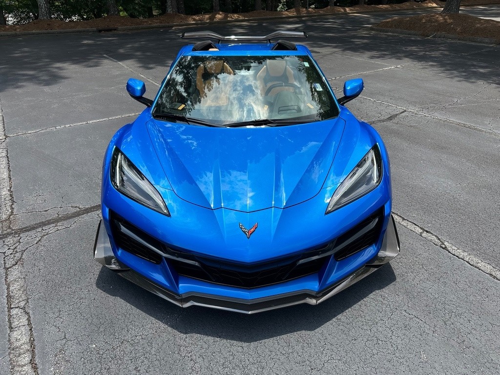 2024 Blue Chevrolet Corvette Z06 3LZ | C8 Corvette Photo 2
