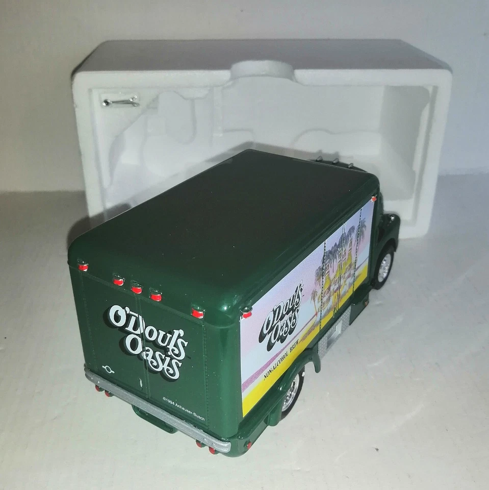 FIRST GEAR 1/34 GMC INSULATED VAN 1952 O'DOUL'S OASIS COD.19-1352 - Immagine 4 di 4