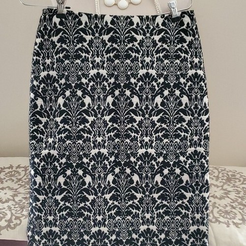 Talbots Damask Pencil Skirt Size 2 - Picture 4 of 12