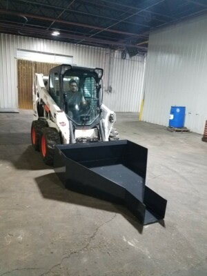 #ad SKID STEER CONCRETE BUCKET QUICK ATTACH BOBCAT KUBOTA JOHN DEERE CASE ETC $1699.99
