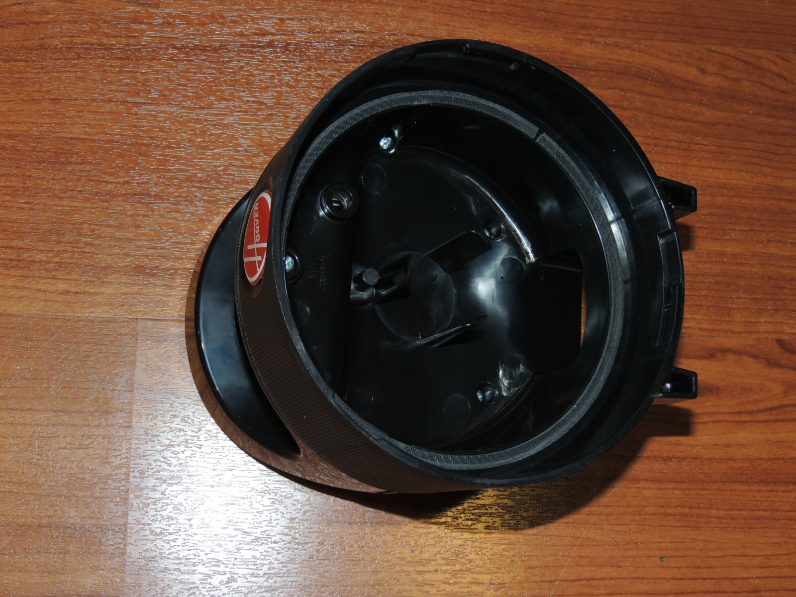 New Genuine Dirt Cup Filter Assembly Lid for Hoover UH71107 Windtunnel