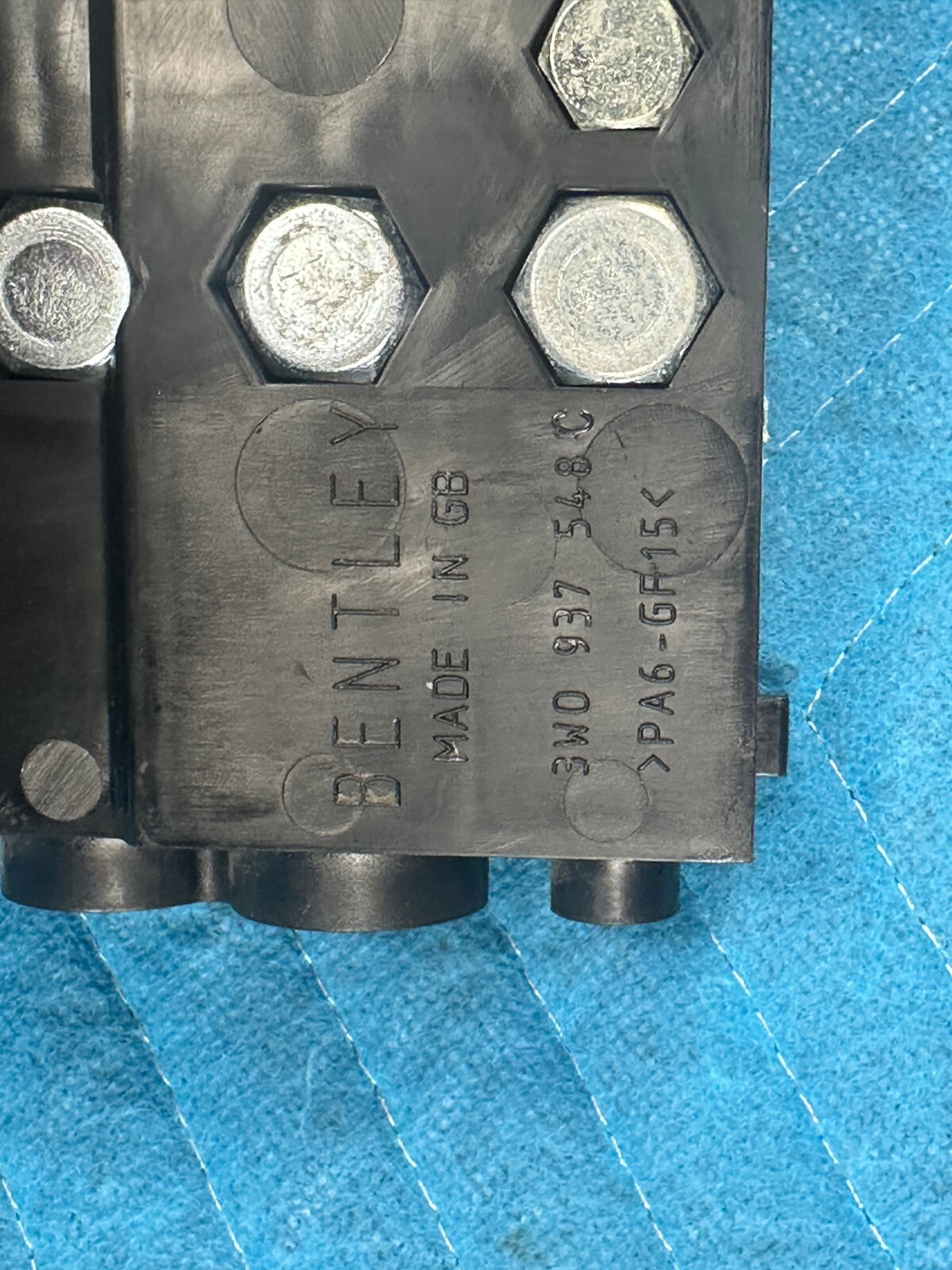 Bentley Cont Flying Spur Big Battery Positive Terminal Fuse Box 29k 2006-2012 OE