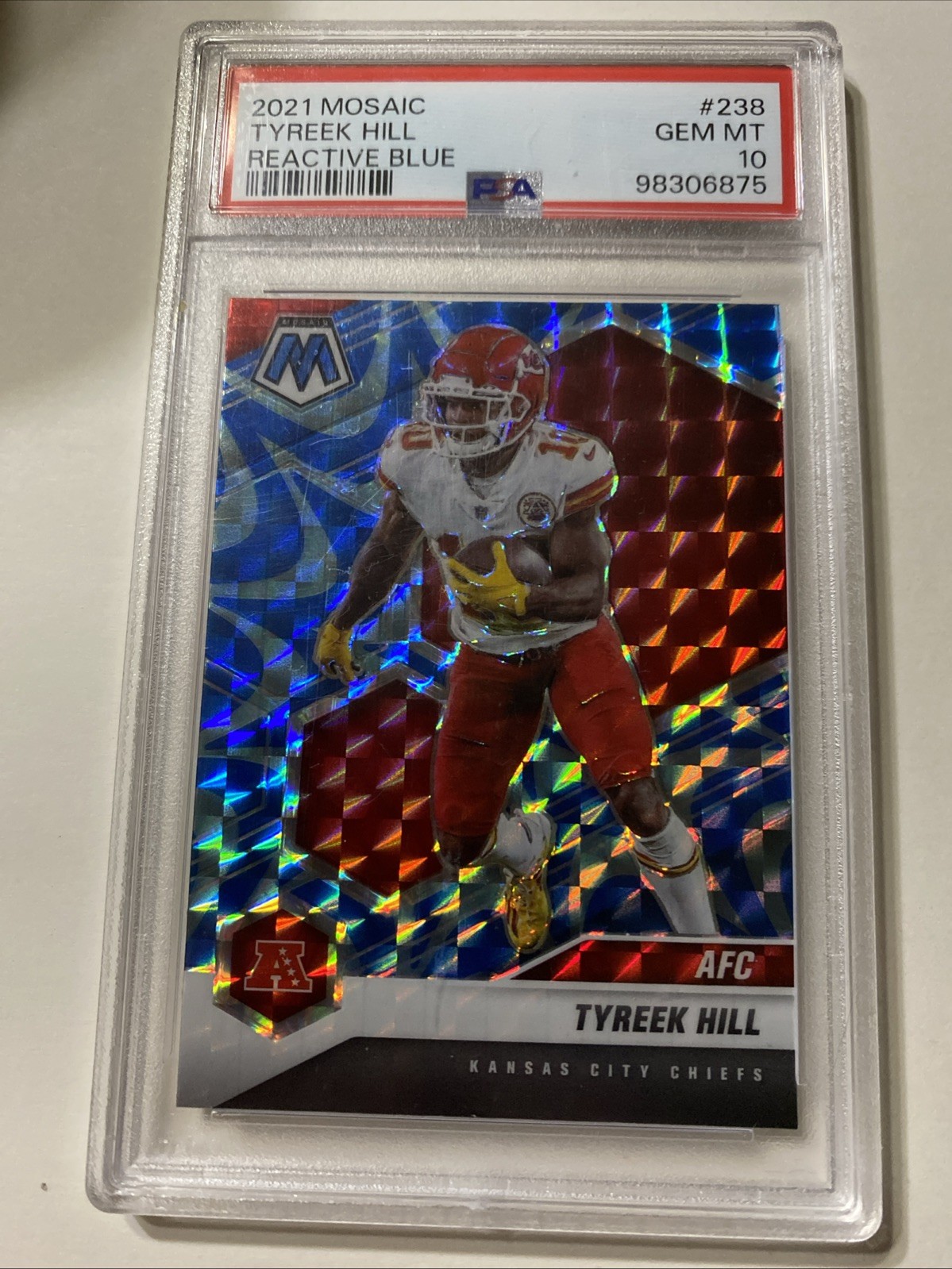 2021 Mosaic Tyreek Hill Reactive Blue Prizm PSA 10 Gem Mint view 1