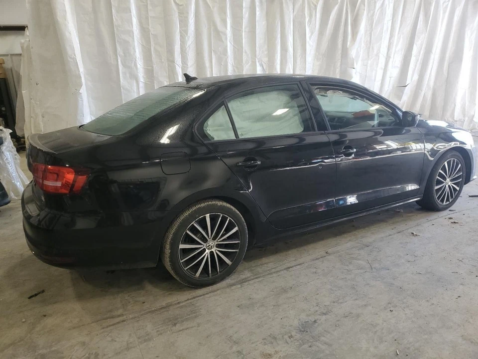 Used Air Cleaner Assembly fits: 2015 Volkswagen Jetta 1.8L engine ID CPRA Grade - Image 3 of 4