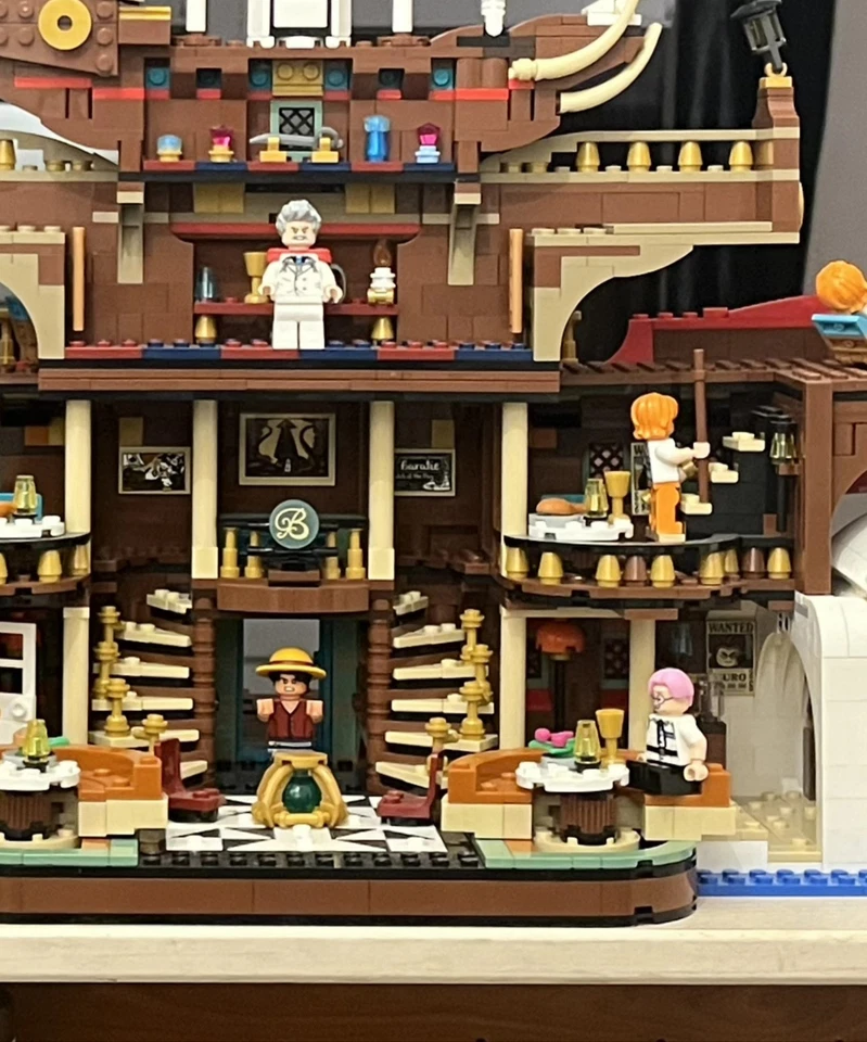 LEGO Ideas 21322 Pirates of Barracuda Bay, photo 3 sur 3