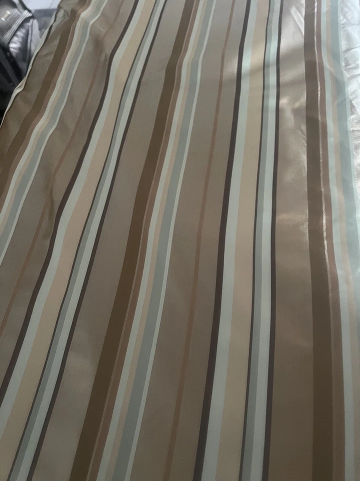 PANEL DE CORTINAS DE SEDA PERSONALIZADO KRAVET ~ MARRÓN TOPO Y AGUA ~ RECORTE DAÑADO ~ PLIEGUE PELLIZCADO Foto 2 de 4