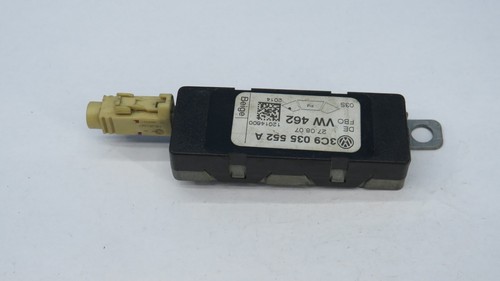 VW Passat - Antenne Verstärker / Antenne Amplifier / 3C9035552A VW462 ##267