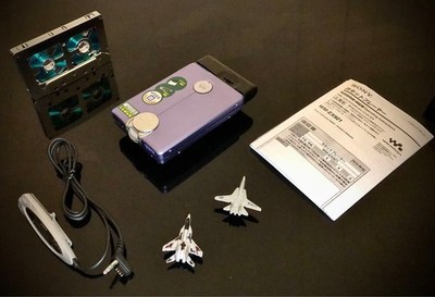 Sony WM-EX921 Cassette Walkman, Blue. 