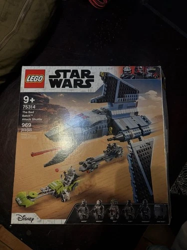 LEGO Star Wars The Bad Batch Attack Shuttle 75314, 969 Pieces, Hunter, Wrecker