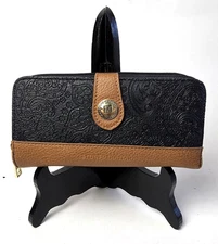 Stone Mountain Paisley Design Bonded Leather Bi-fold Black & Tan Women's Wallet