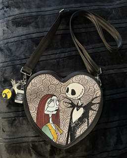 Harveys Disney Nightmare Before Christmas Heart Crossbody Bag Purse Small Black