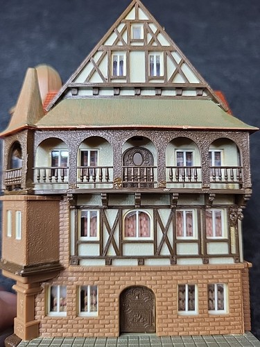 Vollmer 19521 N Scale 1:160 Half Timber Old Town 4 Storys Home Fully Assembled - 第 15/17 張圖片