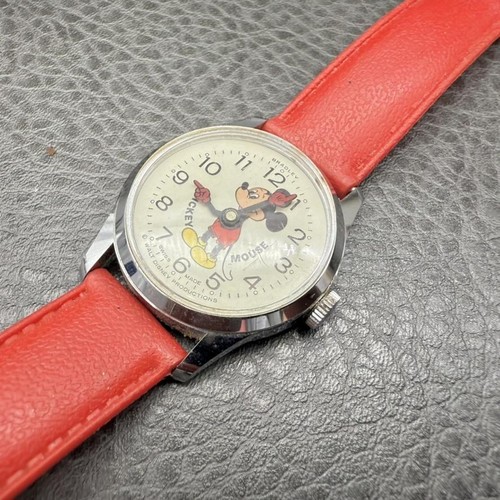 Vintage Bradley Mickey Mouse Watch Swiss Made Disney Collectible TESTED WORKS - Picture 6 of 9