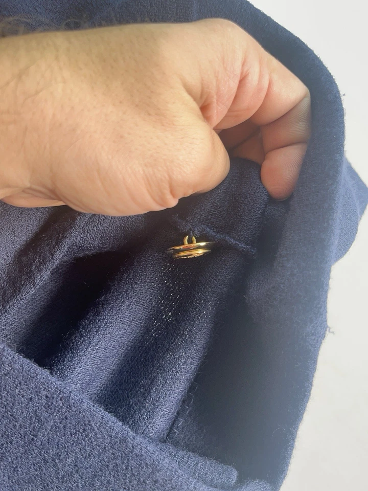 Vintage Castleberry Knit Blazer Navy Blue Size Large Gold Buttons Front Pockets - Image 4 of 4