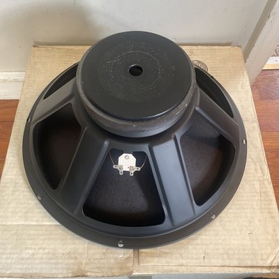 Vintage Realistic Radio Shack Tandy 18” 40-1309 Bass Subwoofer
