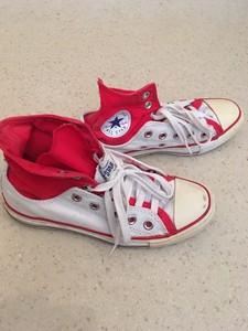 red high top converse size 4