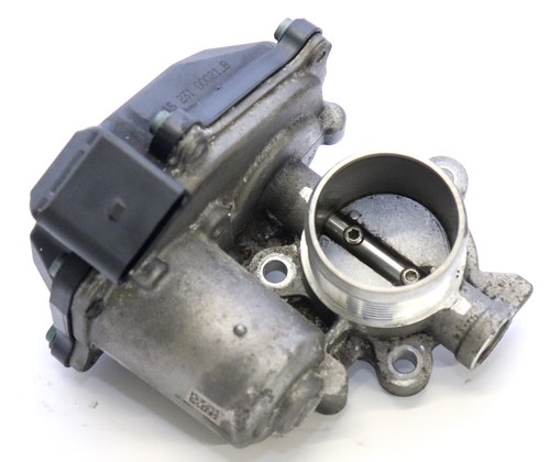 Audi A4 8W 2.0TDI 04L131501B Drosselklappe Regelklappe Abgasrückführungsventil