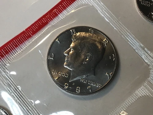 1987-D BU Kennedy Half, 1 coin , Still In Mint Cello