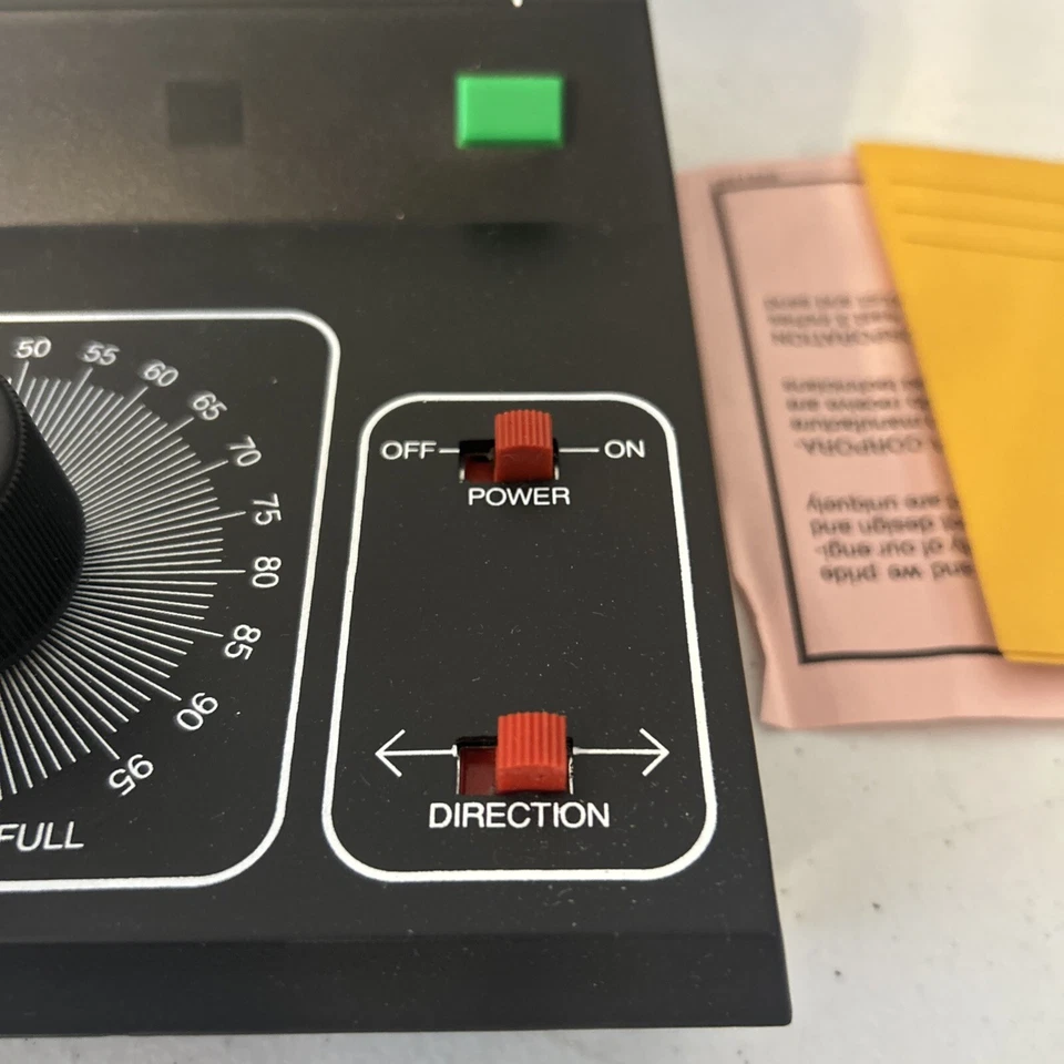 Управление поездом модели MRC Tech II Railpower 1400 - Изображение 3 из 4