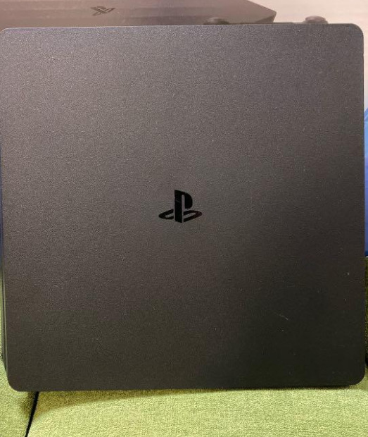 SONY PS4 Playstation 4 1TB CUH-2000B Jet Black Slim Console w/ BOX Fedex  Ship