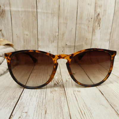 Sungait Tortoise Brown Gradient Round Sunglasses - 1567 C2 52-20-140