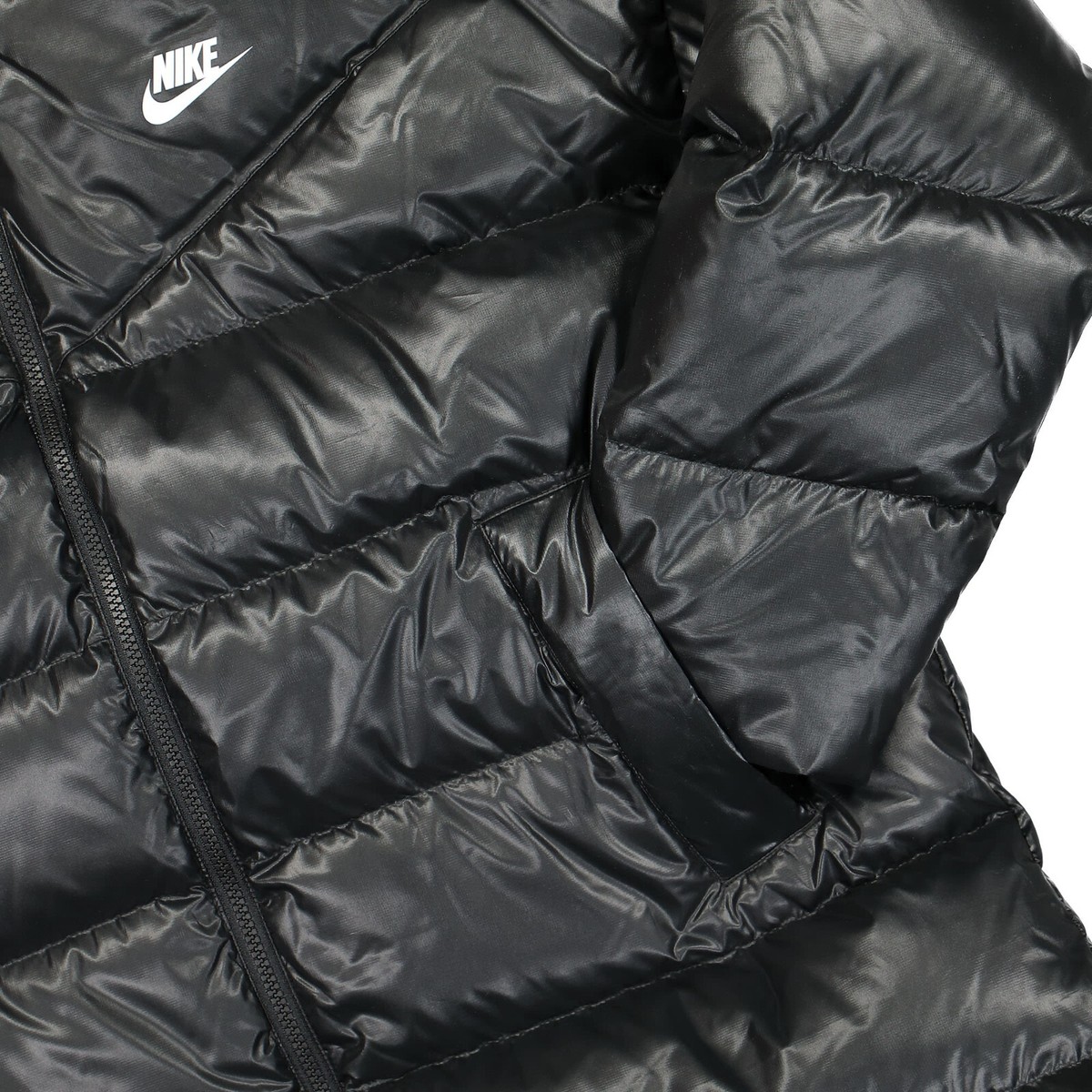 Nike Sportswear Women's Therma Fit Jacket, Size L - Black