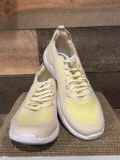 APL Athletic Propulsion Labs Techloom Breeze Beach Energy White Men's Size 9