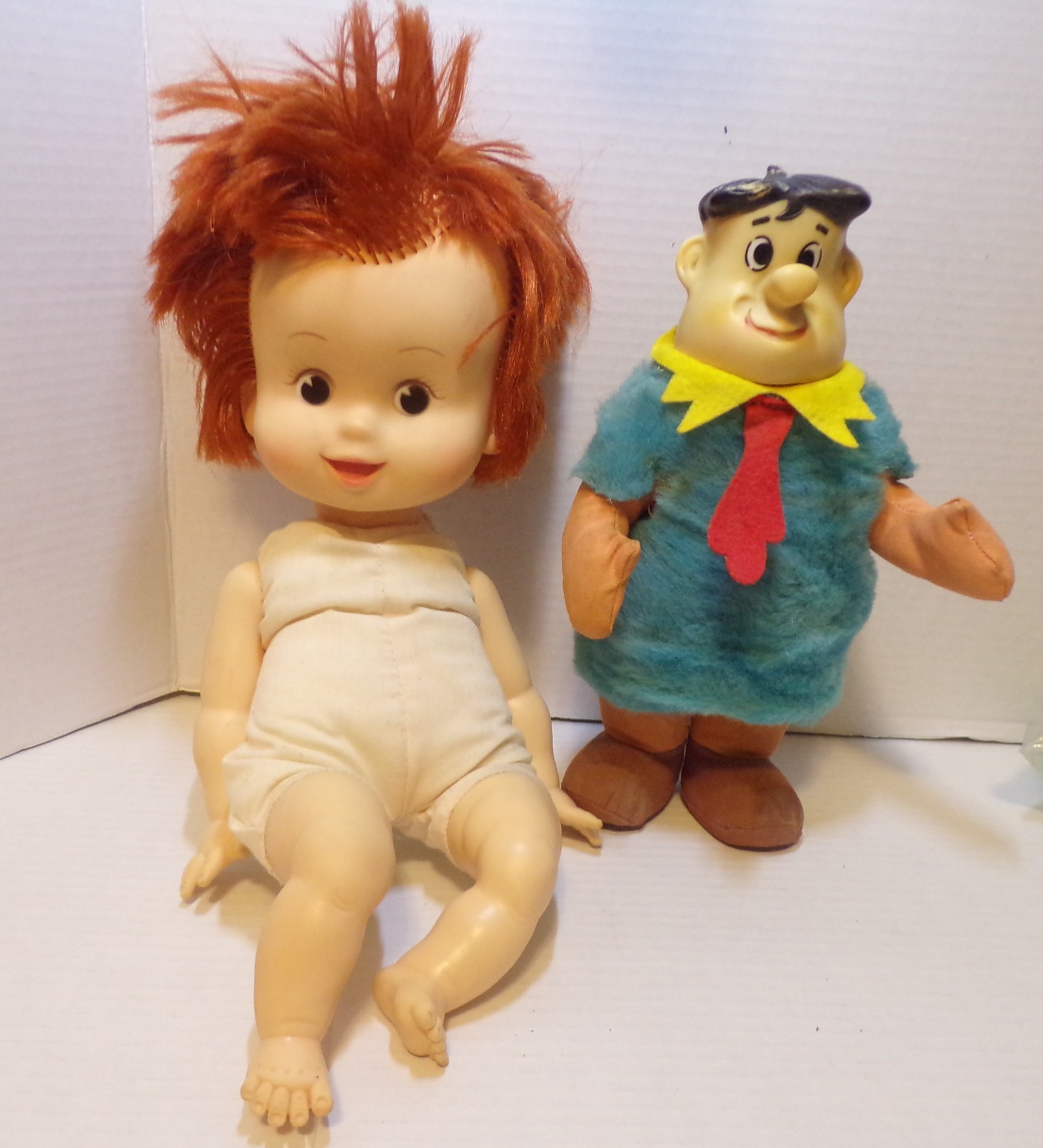 Vintage Fred Flintstone Knickerbocker 11" 1960 & Pebbles 1980 Mighty Star 13"