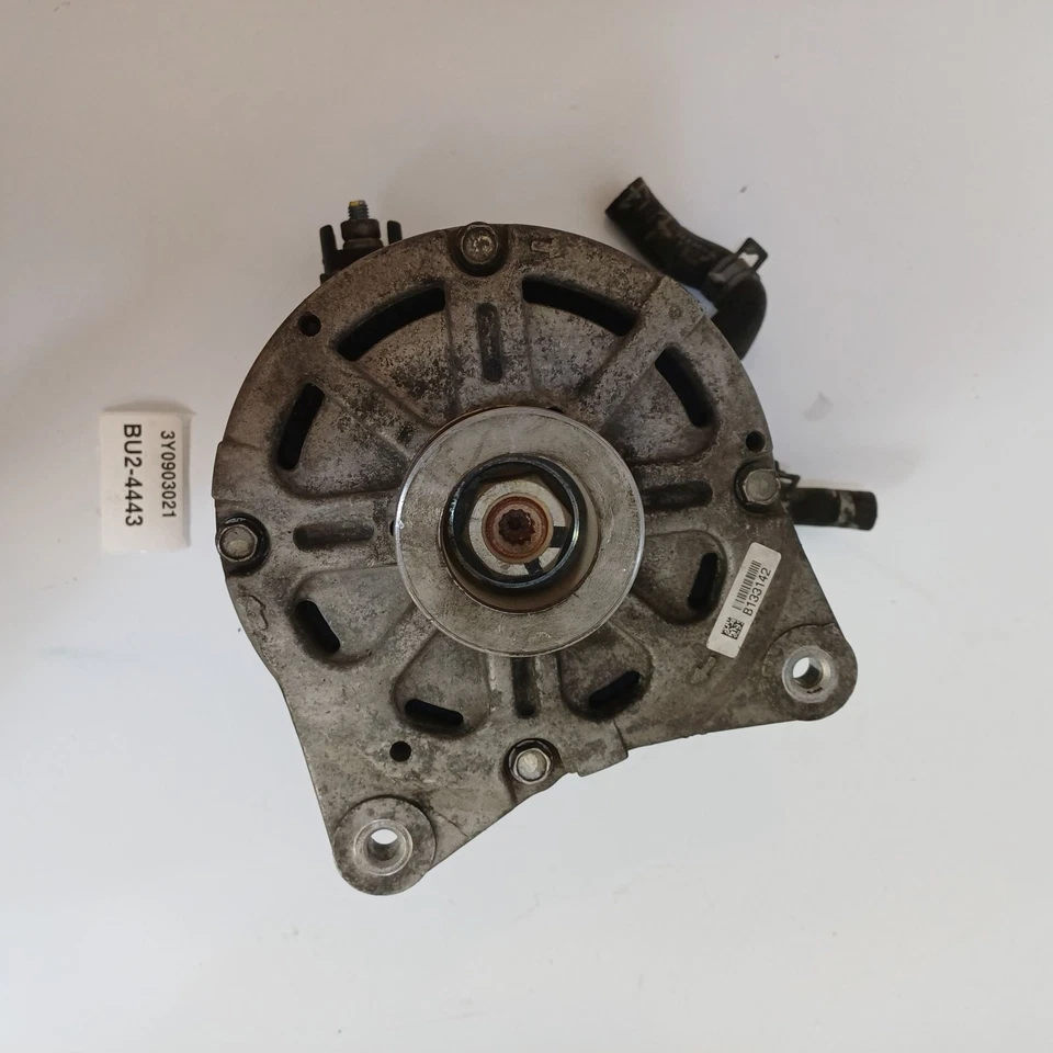 Alternador trifásico refrigerado por agua Bentley Mulsanne 2010-2020 3Y0903021 Foto 4 de 4