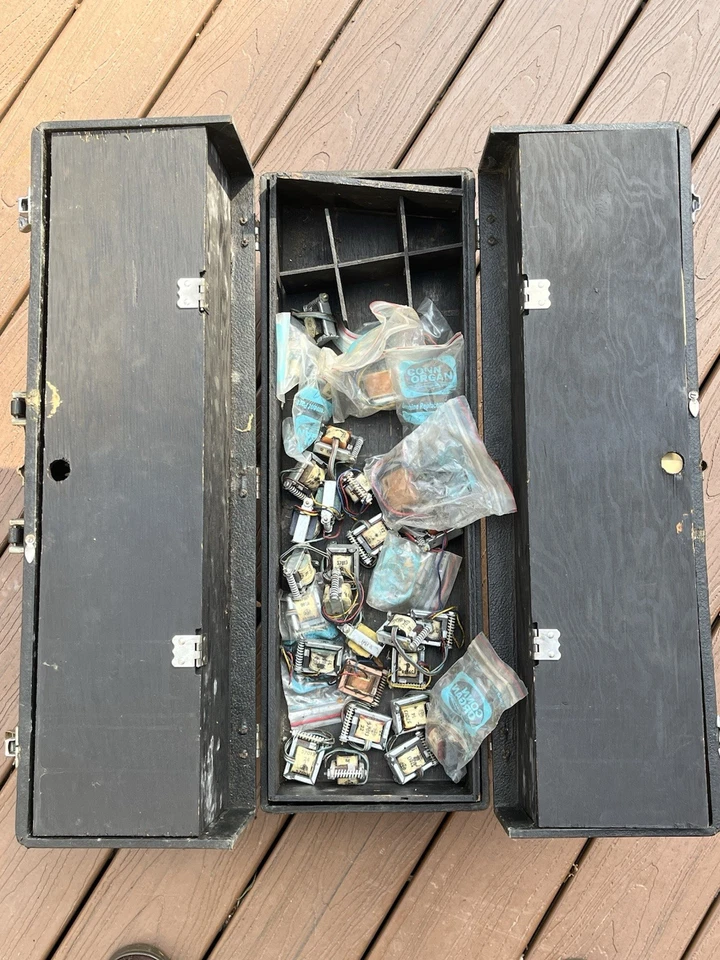 Conn Organ Variable Audio Transformadores Lote De Colección con Accesorios y Estuche Foto 2 de 4