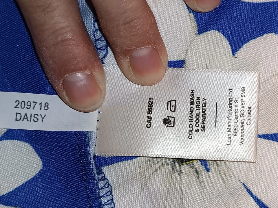 Lush Knot-Wrap White Daisy On Blue Scarf Women's 27" x 27" Recycled Plastic .D - Image 4 of 4