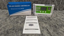 10A Solar Panel Battery Charge Controller 12V/24V LCD Regulator Auto Dual USB US