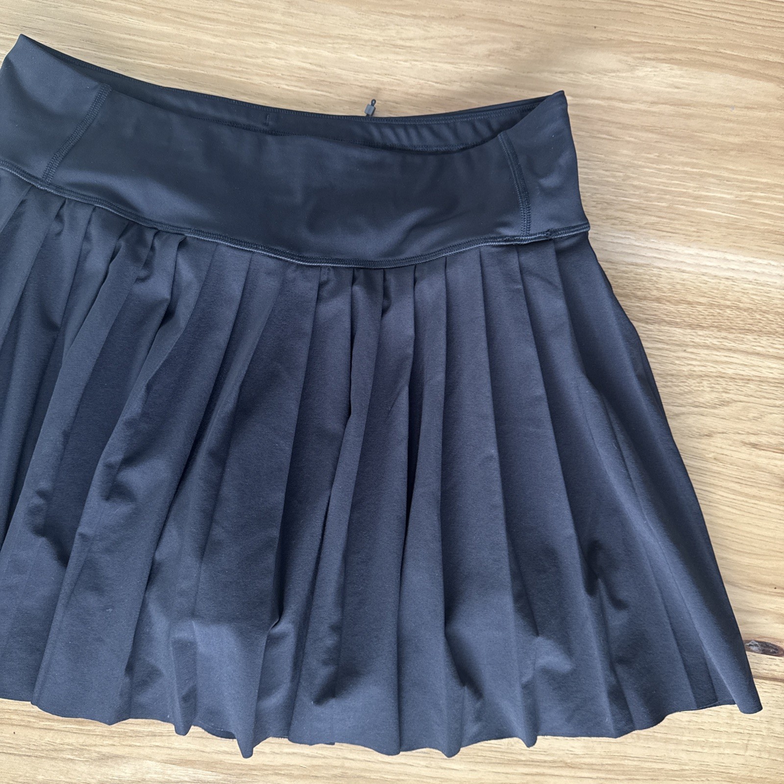 Athleta Elevate Skort Black Size Medium Pleated A… - image 3