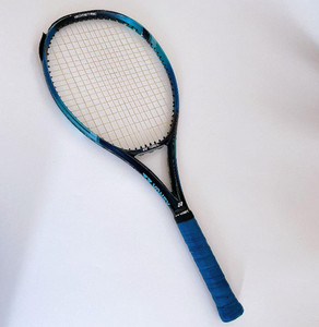 Yonex Ezone 100L | eBay