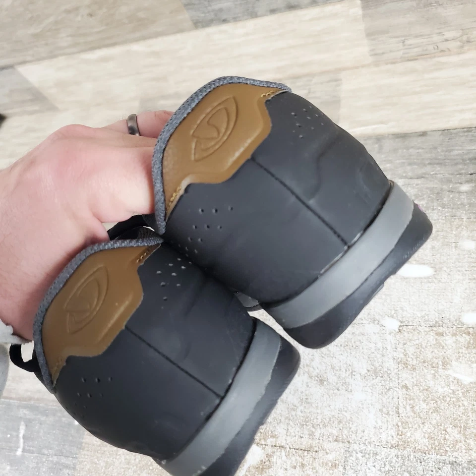 Giro Latch MTB Womens Cycling Shoes Sz 9 Black Leather Lace-Up Low Top Round Toe - Image 4 of 4