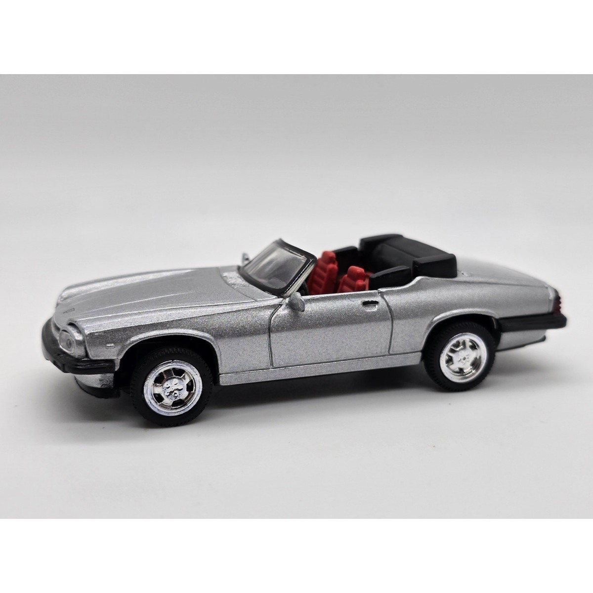 NewRay 1988 Jaguar XJ-S V12 Silver 1/43 Scale | eBay