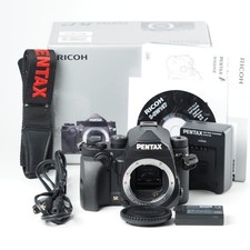 Corpo fotocamera reflex digitale Pentax KP nero numero di otturatori 26630...