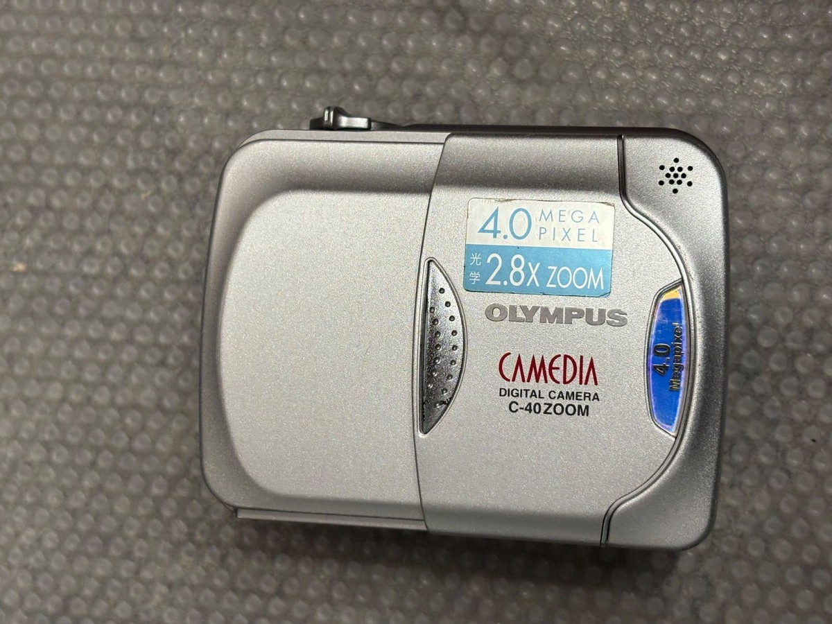 OLYMPUS C-40zoom Compact Digital Camera Tested Working Seller