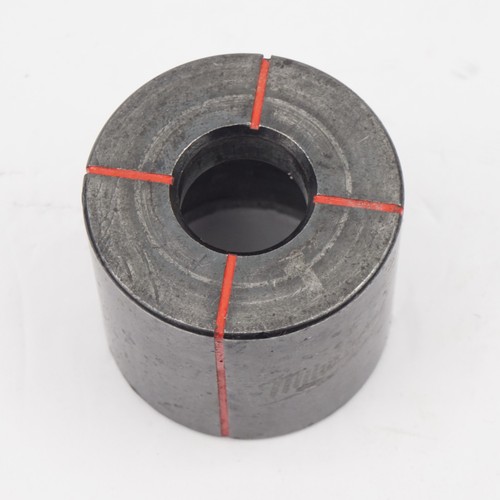 Milwaukee EXACT 49-16-2664 1" Knockout Conduit Die