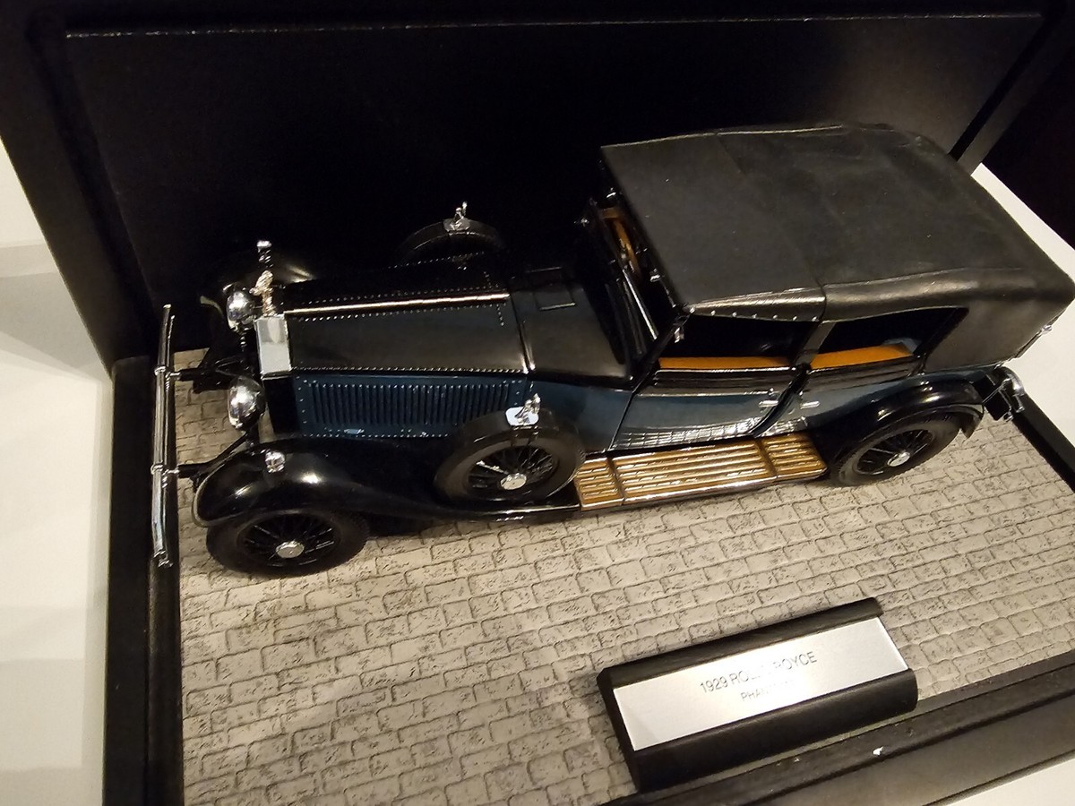 Franklin Mint 1929 Rolls Royce Phantom I Vintage Model - 1989 - w
