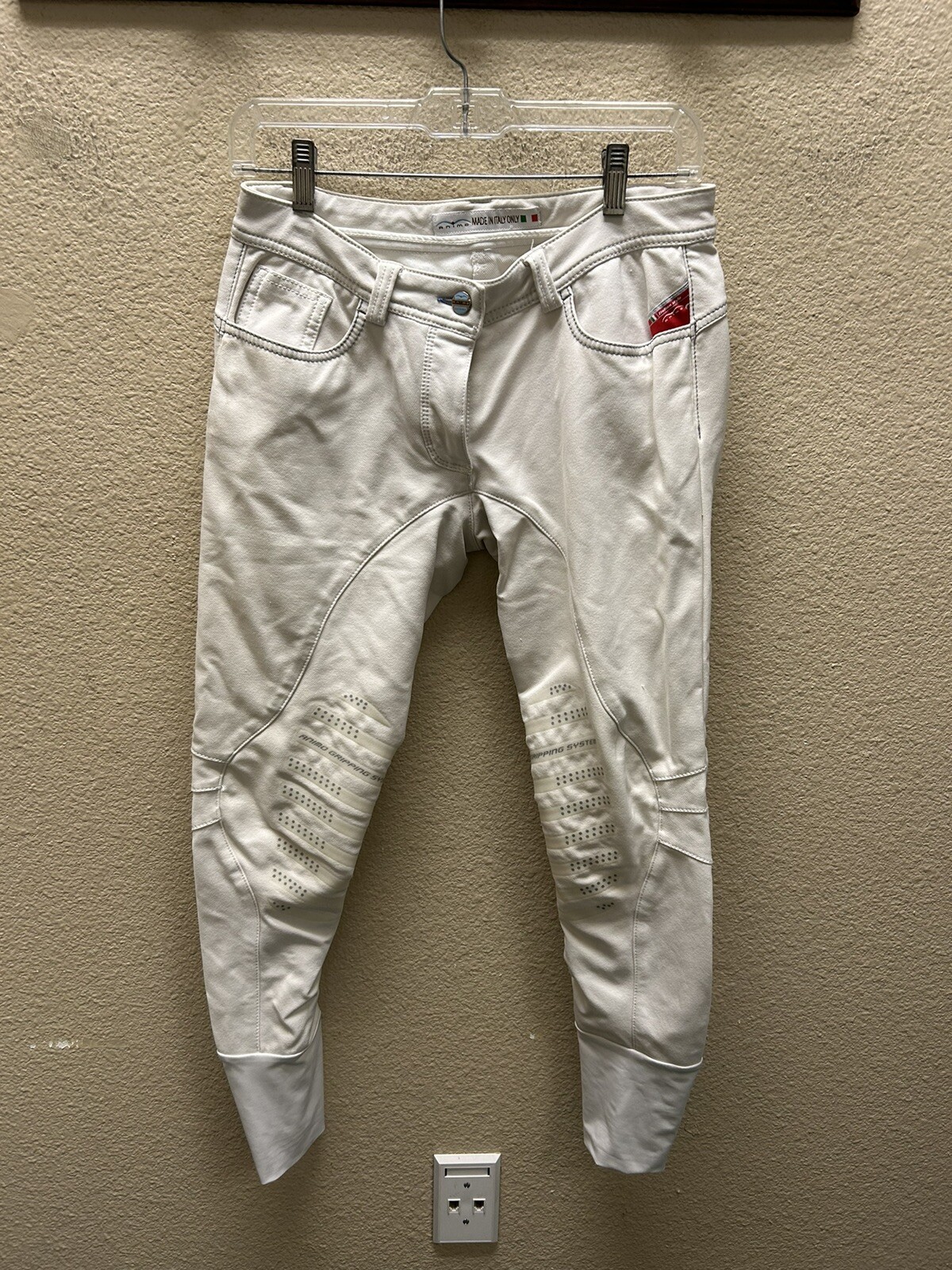 Picture 1 of 9