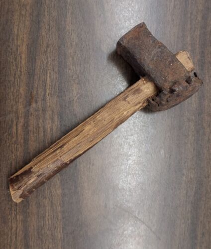Vintage Antique Primitive Rustic Hammer Farm Tool w Wood Handle & Iron Head USA - Picture 3 of 21