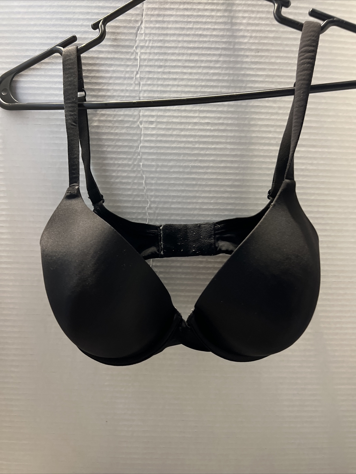 Victorias Secret BODY BY VICTORIA Lined Perfect Coverage Bra 34D Black