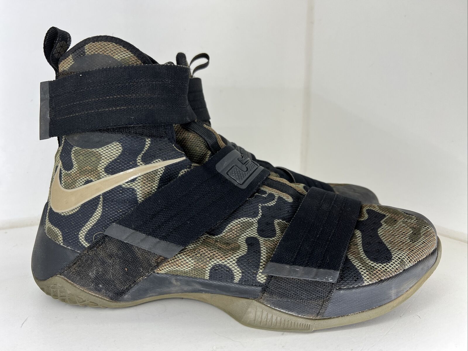 Nike Zoom LeBron Soldier 10 &#039;SFG Camo&#039; Mens 13 844378-022 |