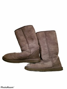 ugg sn 5815