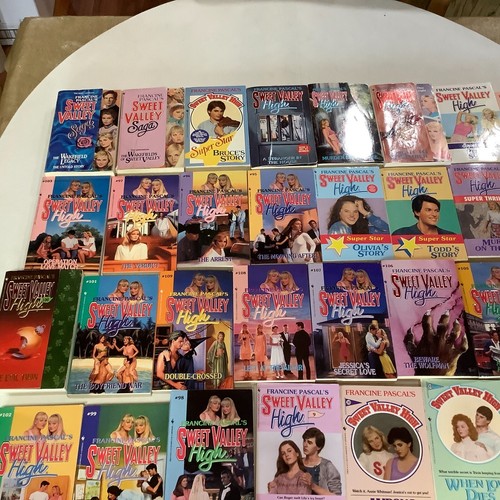 Huge Lot of 101 Sweet Valley High Books Francine Pascal Paperback Super Thriller - Picture 12 of 19
